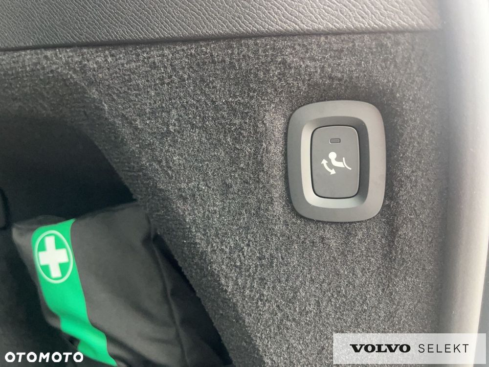 Volvo XC 90 - 23