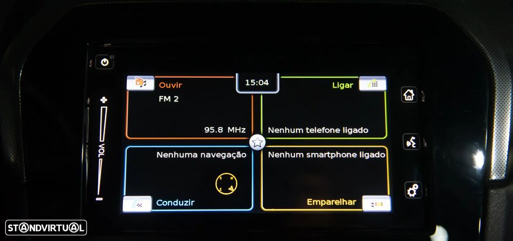 Suzuki Vitara 1.5L AGS GLX 4WD Strong Hybrid - 25