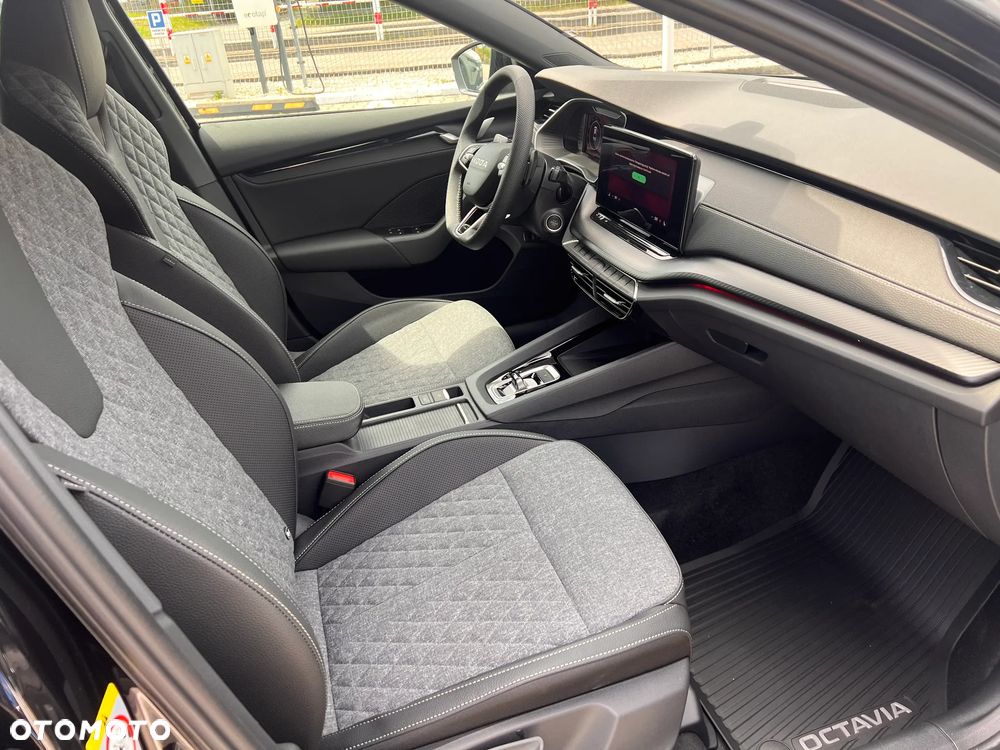 Skoda Octavia 1.5 TSI mHEV Sportline DSG - 10