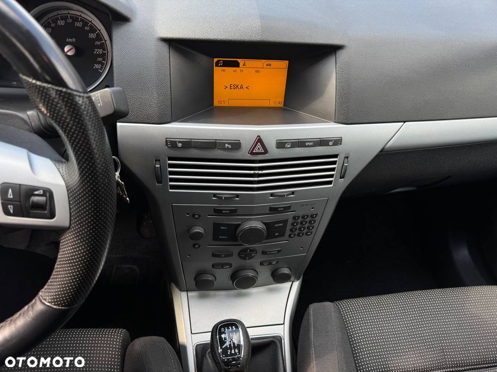 Opel Astra 2.0 T Sport - 14