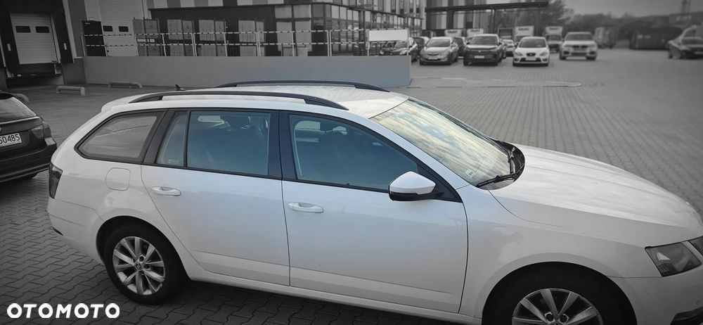Skoda Octavia ver-iii-kombi-17--20 - 8