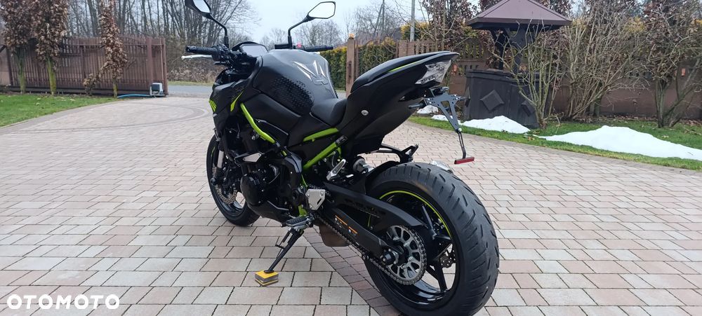 Kawasaki Z 900 - 7