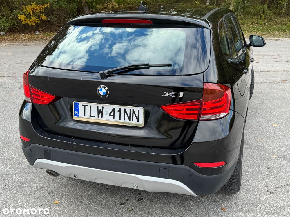 BMW X1 xDrive18d - 10
