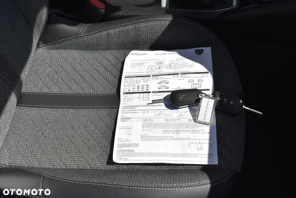 Peugeot 208 1.2 PureTech Active S&S - 28