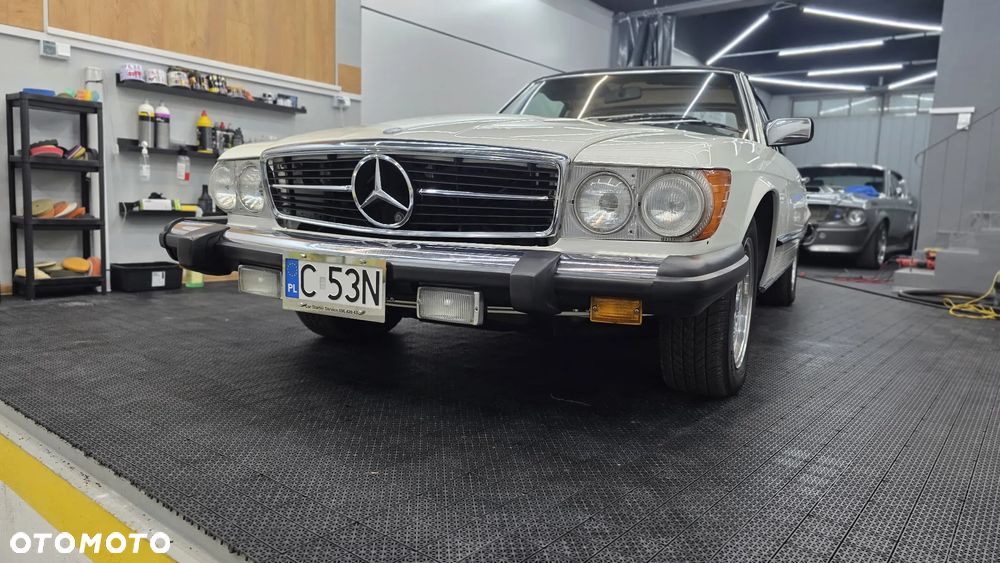 Mercedes-Benz SL - 22