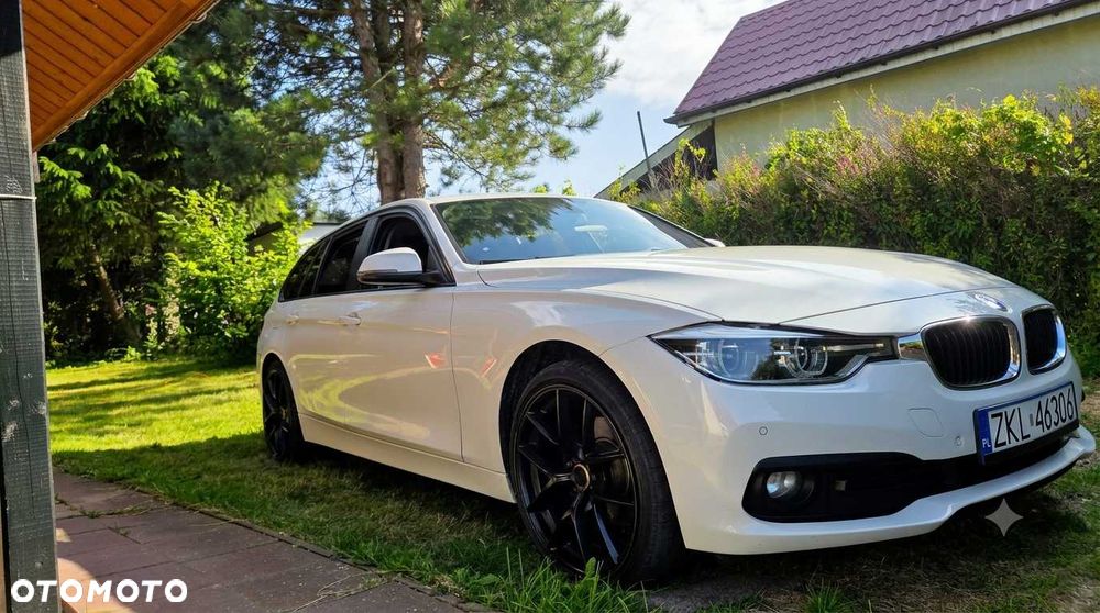 BMW Seria 3 2017 photo 2