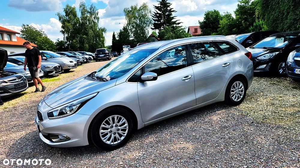 Kia Ceed 1.6 GDI XL - 22
