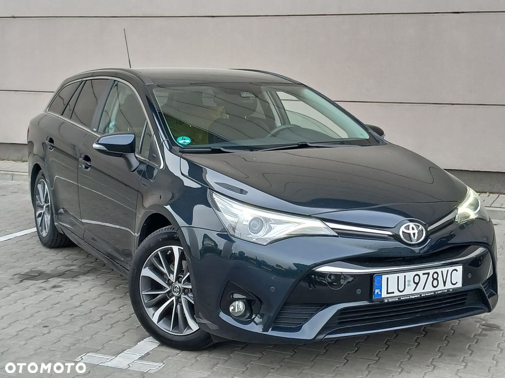 Toyota Avensis Touring Sports 1.8 Edition S+ - 11