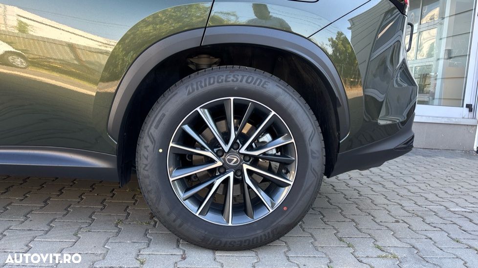 Lexus Seria NX 450h+ AWD CVT PHEV Executive - 15
