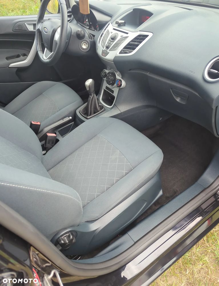 Ford Fiesta 1.25 Trend SVP - 11