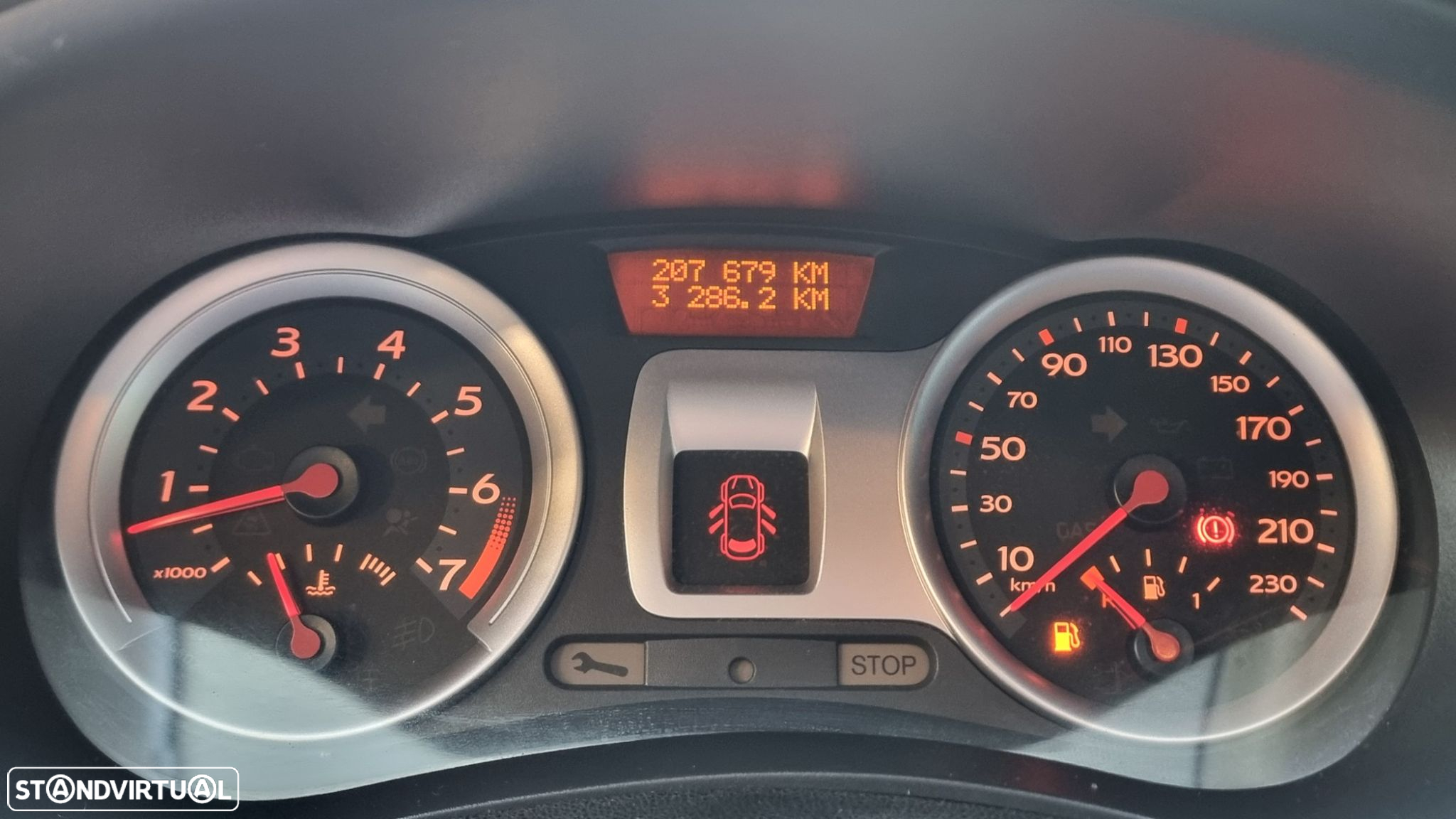 Renault Clio 1.2 16V Confort - 17
