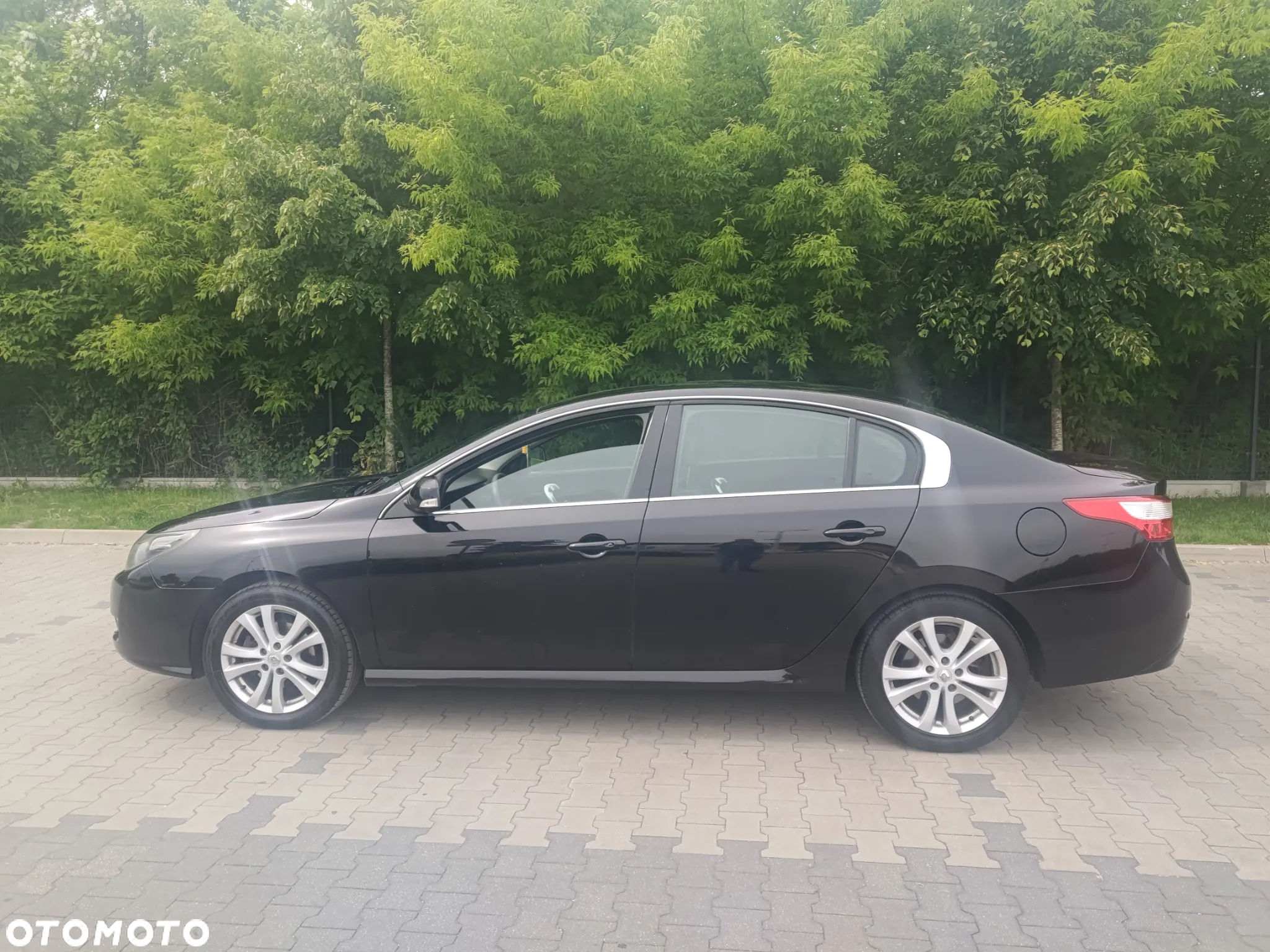 Renault Laguna 2.0 dCi Black Edition - 20