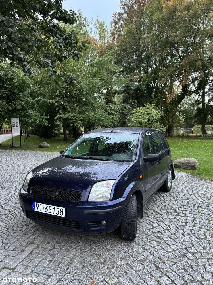 Ford Fusion - 3