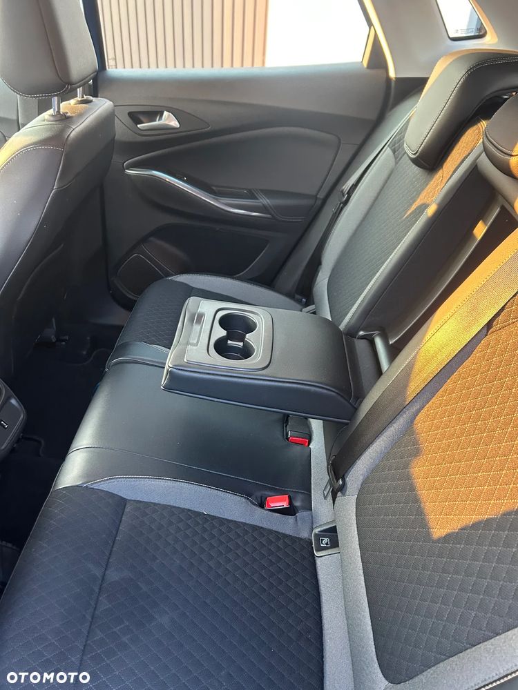 Opel Grandland X 1.2 T GPF Elite S&S - 10