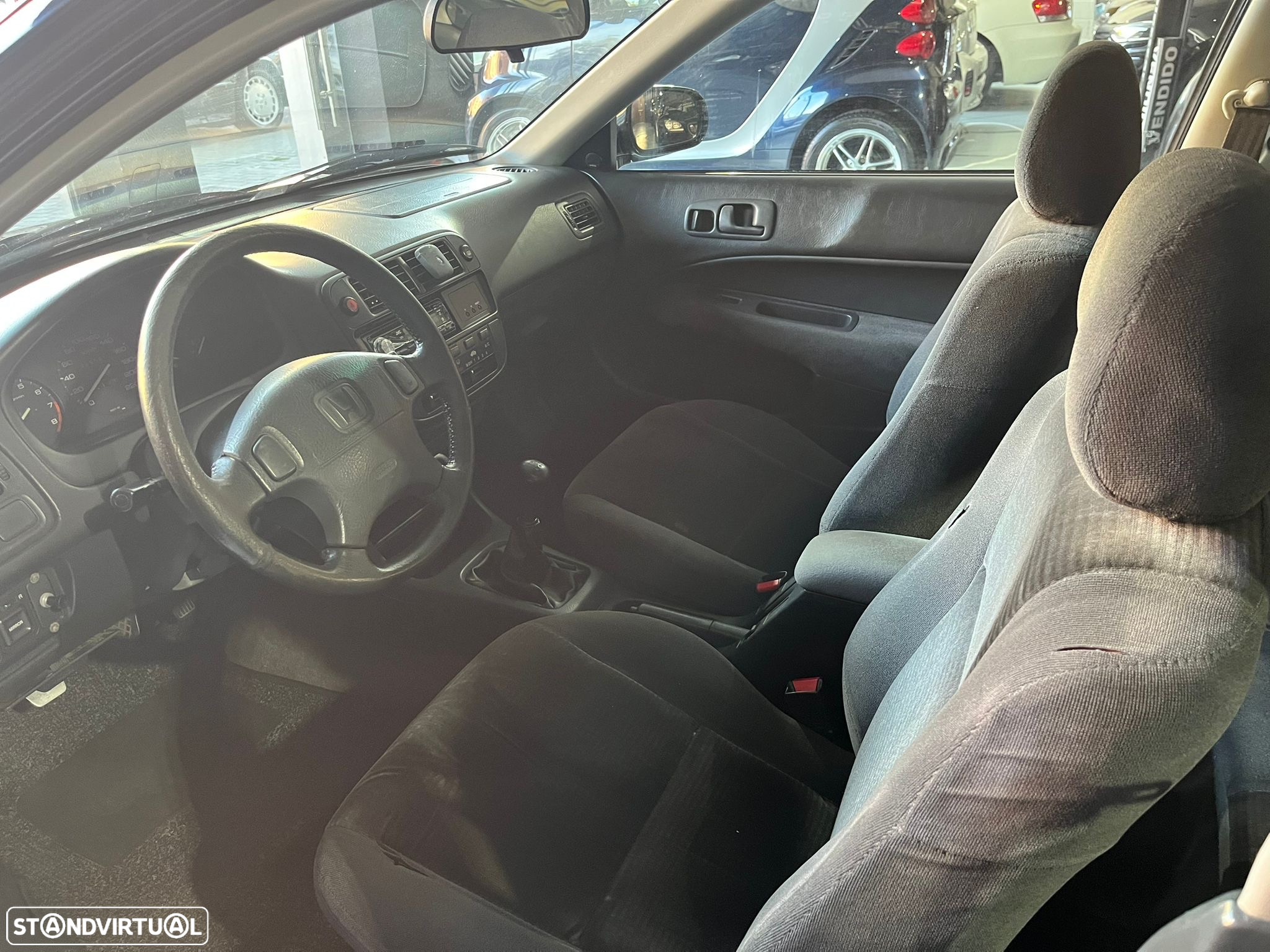 Honda Civic 1.6 SR - 10