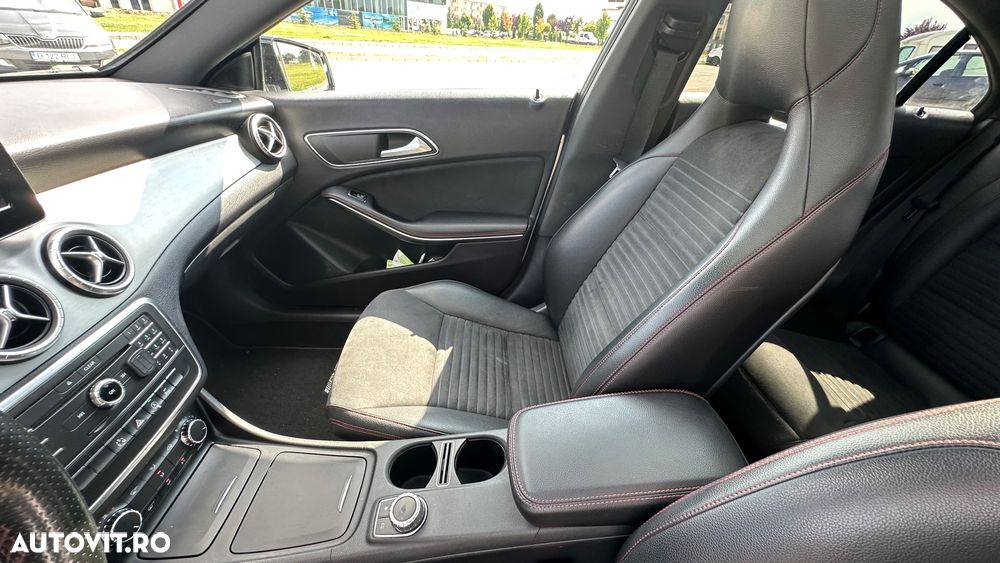 Mercedes-Benz CLA 200 d 4Matic 7G-DCT AMG Line - 22