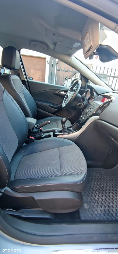 Opel Astra 1.6 CDTI Cosmo - 12
