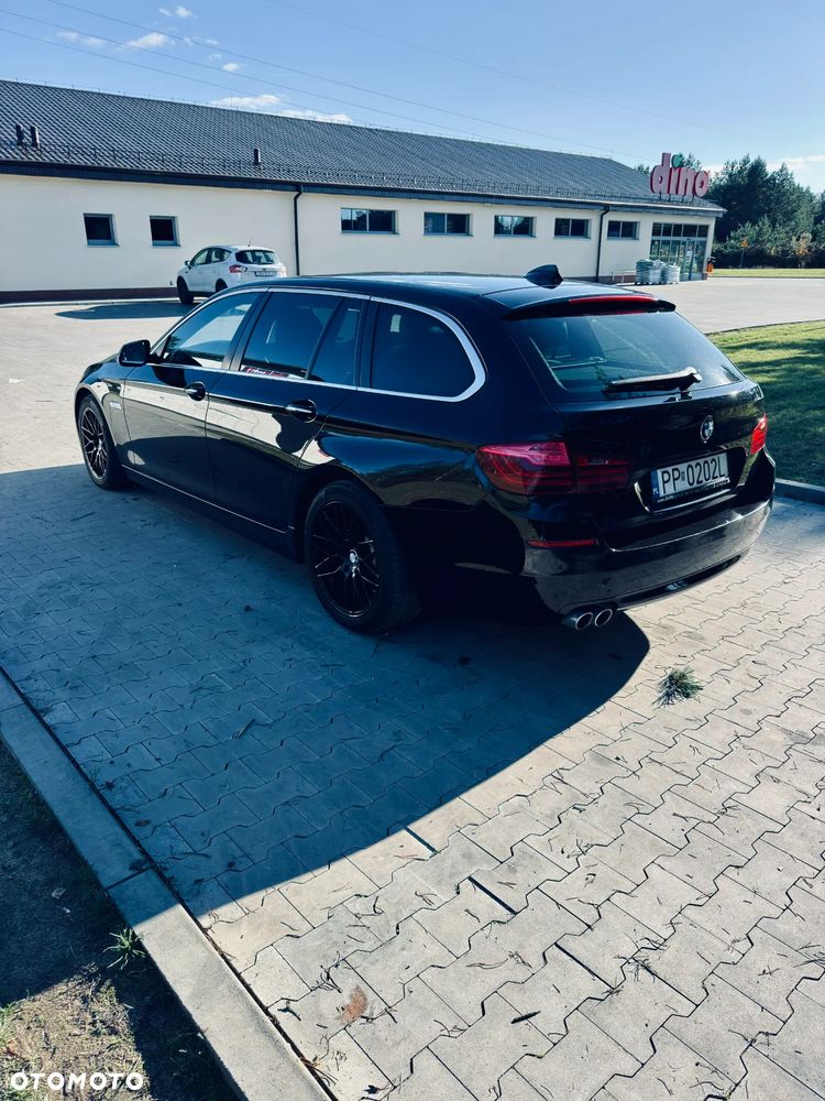 BMW Seria 5 520d xDrive - 8