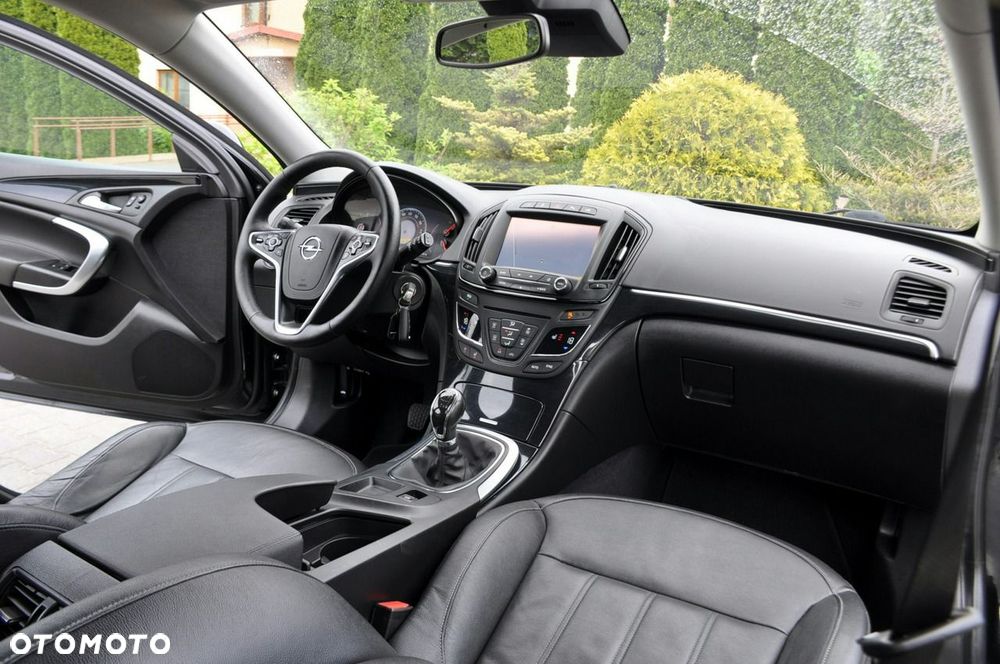Opel Insignia - 24