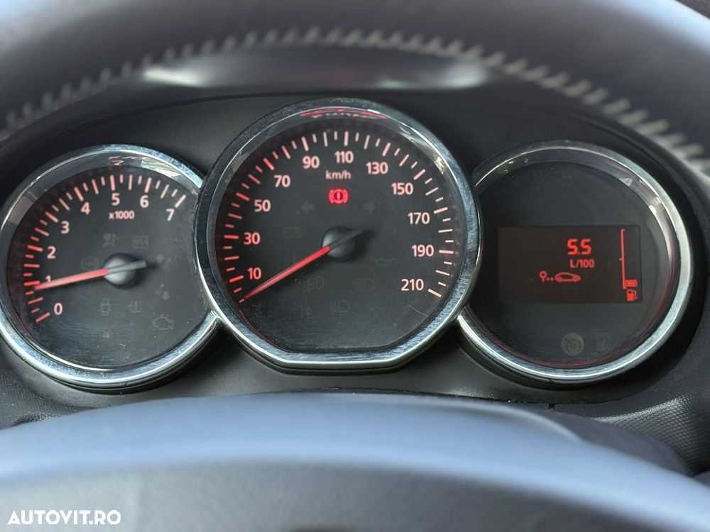 Dacia Duster 1.5 dCi 4x2 Prestige - 11