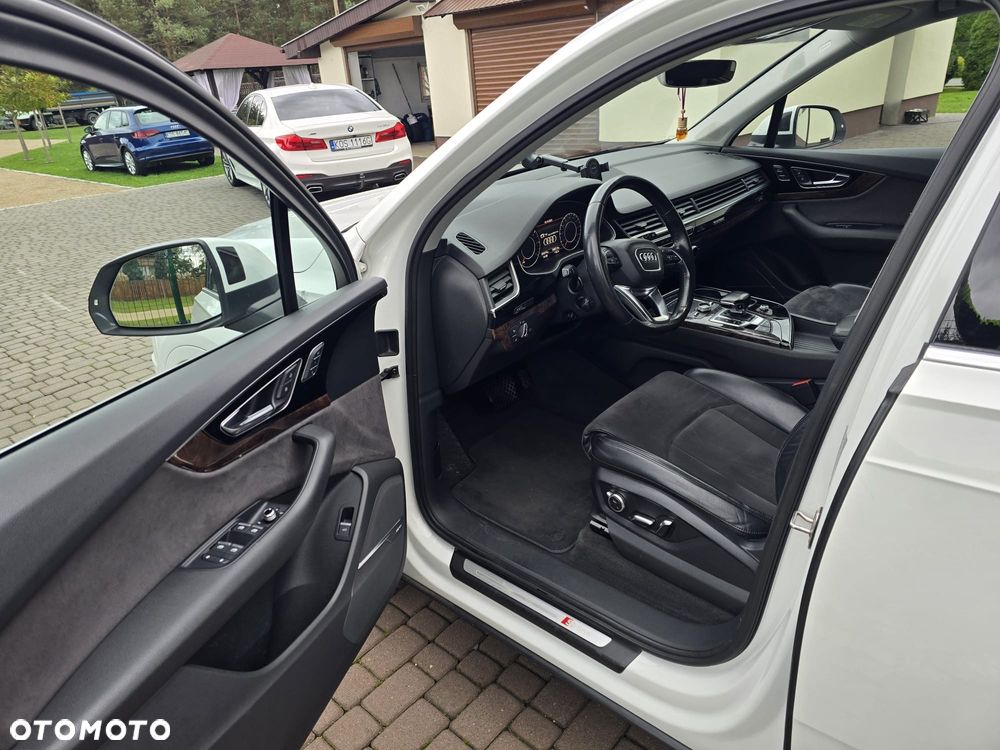 Audi Q7 - 6