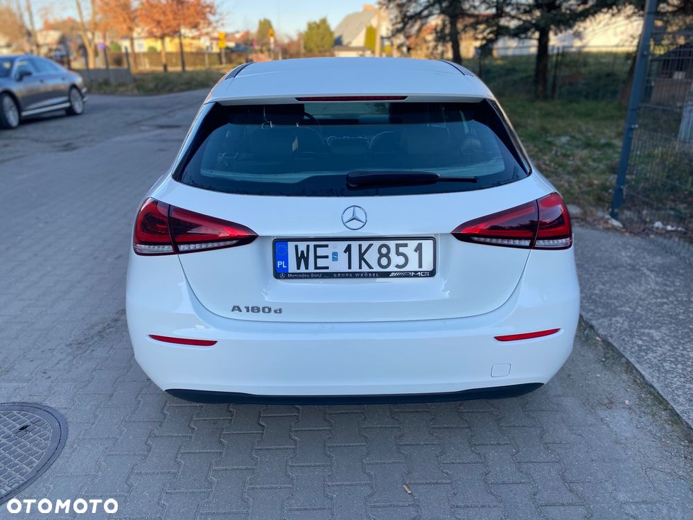 Mercedes-Benz Klasa A 180 d Style - 10