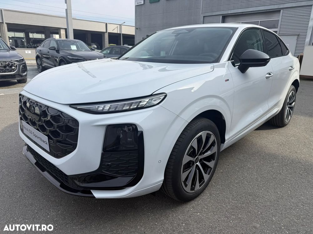 Audi Q3 1.5 35 TFSI S tronic S Line - 1