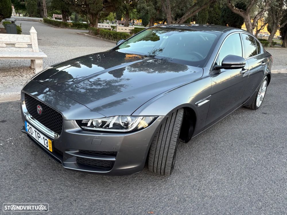 Jaguar Xe