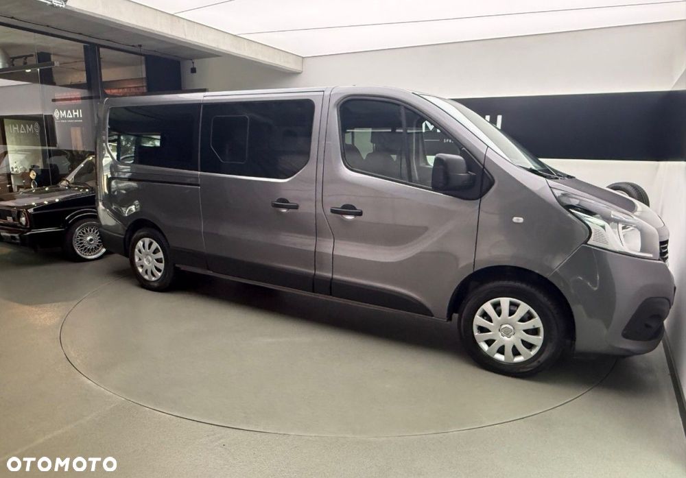 Renault Trafic - 16