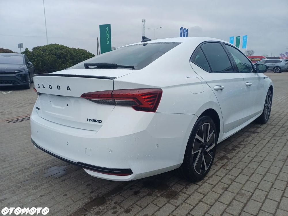 Skoda Octavia 1.5 TSI mHEV Sportline DSG - 6