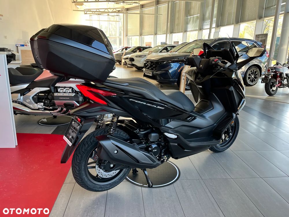 Honda NSS - 4