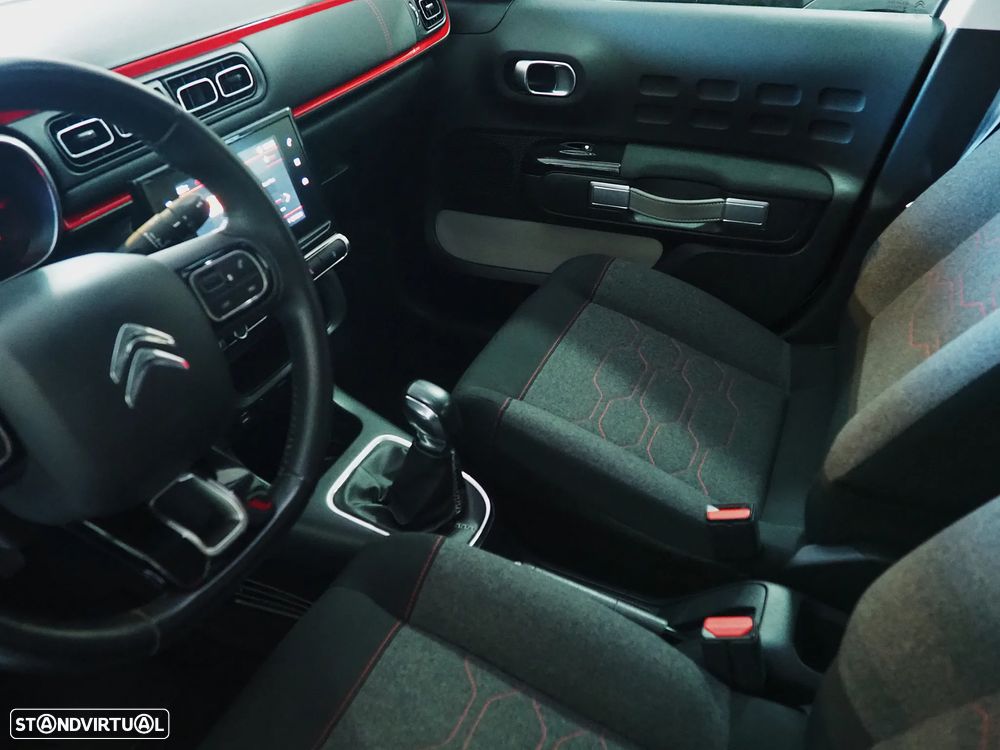 Citroën C3 1.2 PureTech Shine - 17