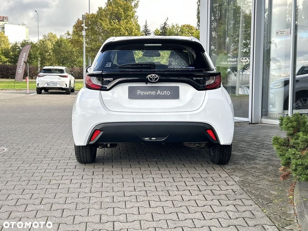 Toyota Yaris 2024 photo 4