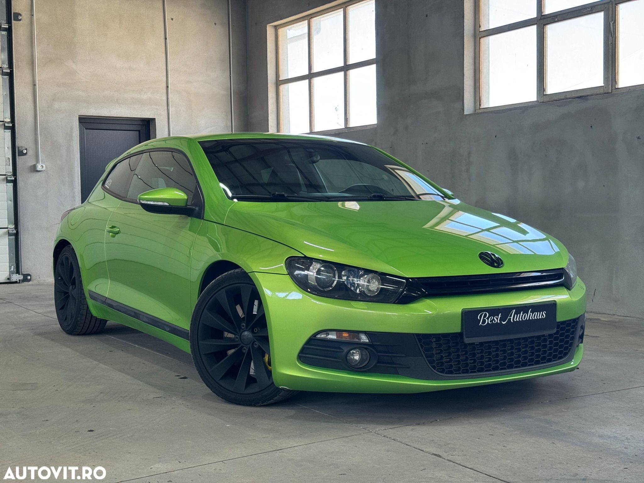 Volkswagen Scirocco 2.0 TSI DSG - 1