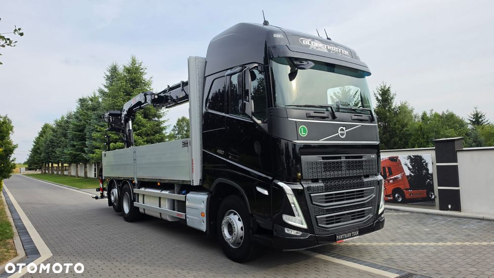 Volvo ///FH///460///2023///GLOBETROTTER/// XXL///HDS///HIAB///WECON///CHWYTAK/// ROTATOR///WAGA///JEDYNE 125 TYŚ KM/// PRZYCZEPA///FULL LED///VIRTUAL COCPIT/// STAN JAK NOWY. - 2