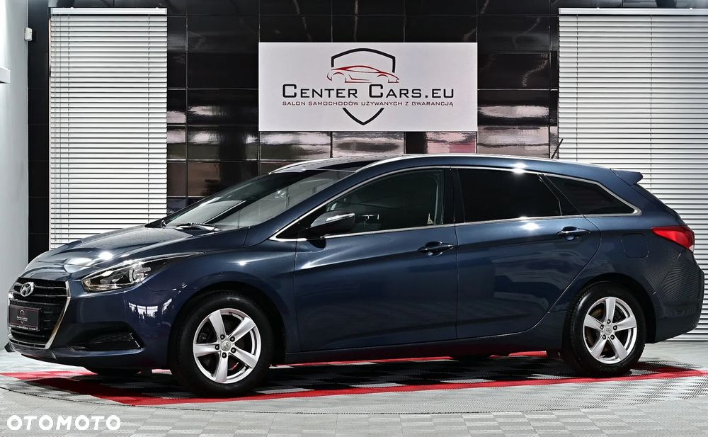 Hyundai i40 Kombi blue 1.6 Classic - 12