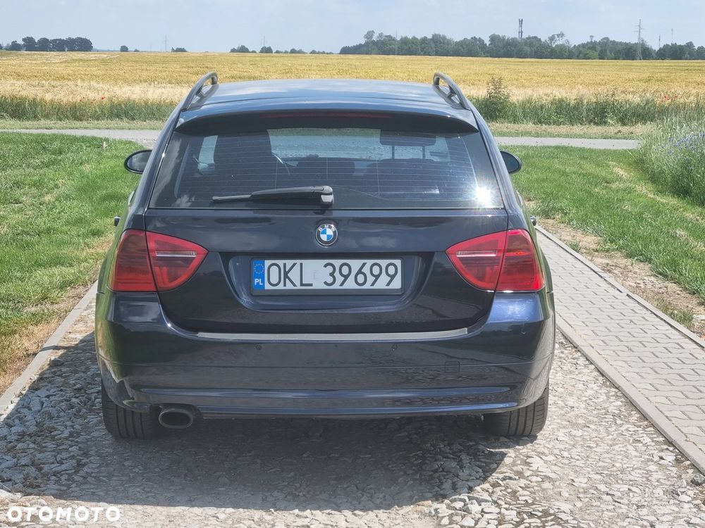 BMW Seria 3 320d DPF - 8