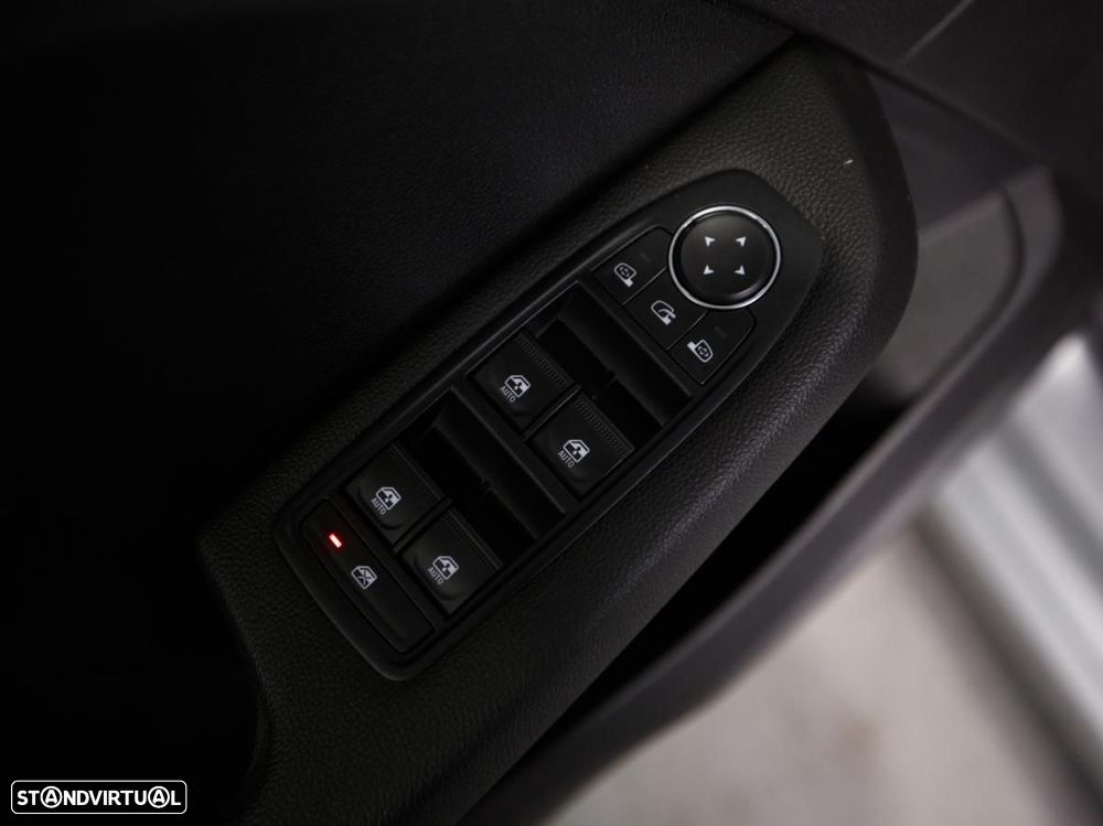 Renault Clio 1.0 TCe Evolution Bi-Fuel - 29