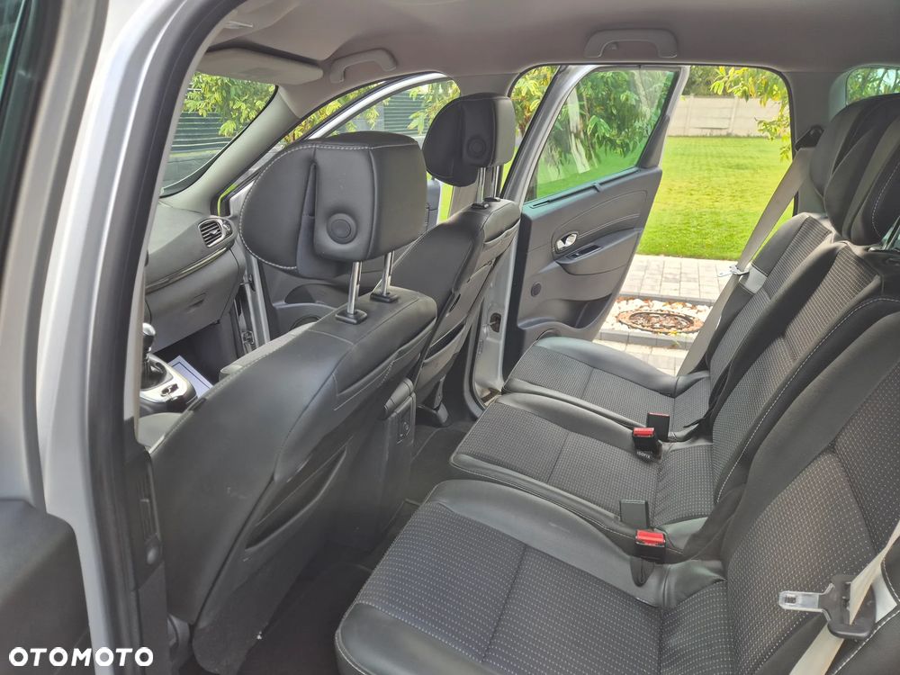 Renault Scenic Energy dCi 130 Euro 6 S&S Bose Edition - 19