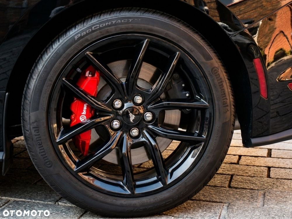 Ford Mustang - 21