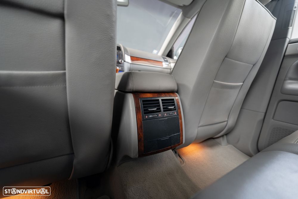 VW Touareg 2.5 TDi Top - 27