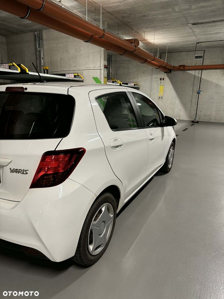 Toyota Yaris - 4