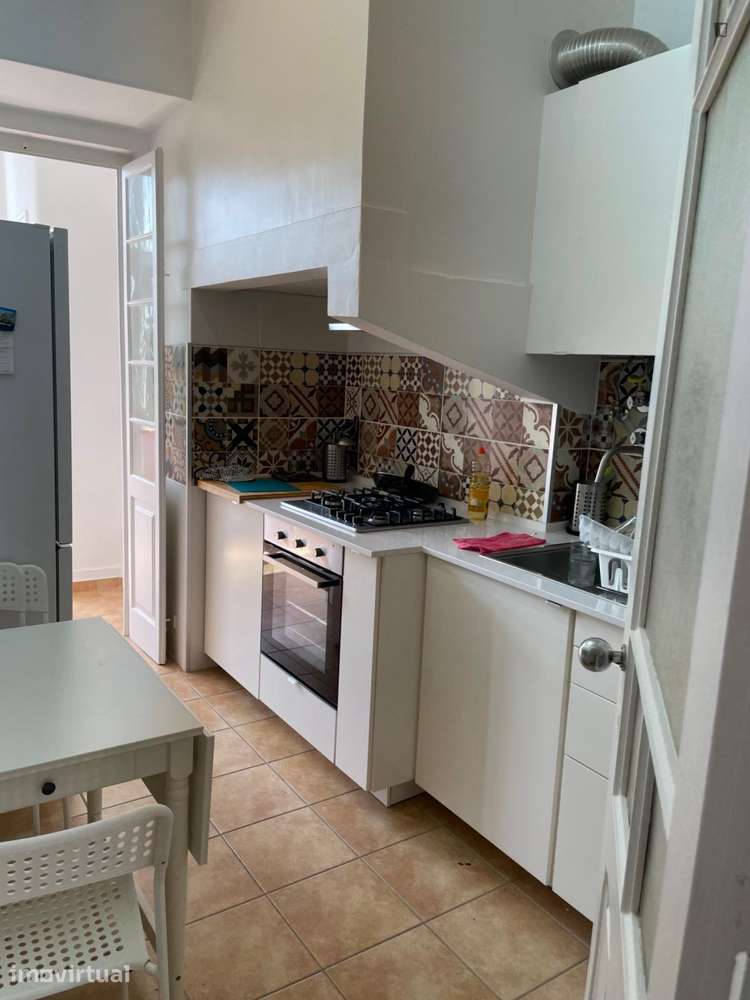 Quarto - localizado em Penha de França Lisbon - Grande imagem: 5/15