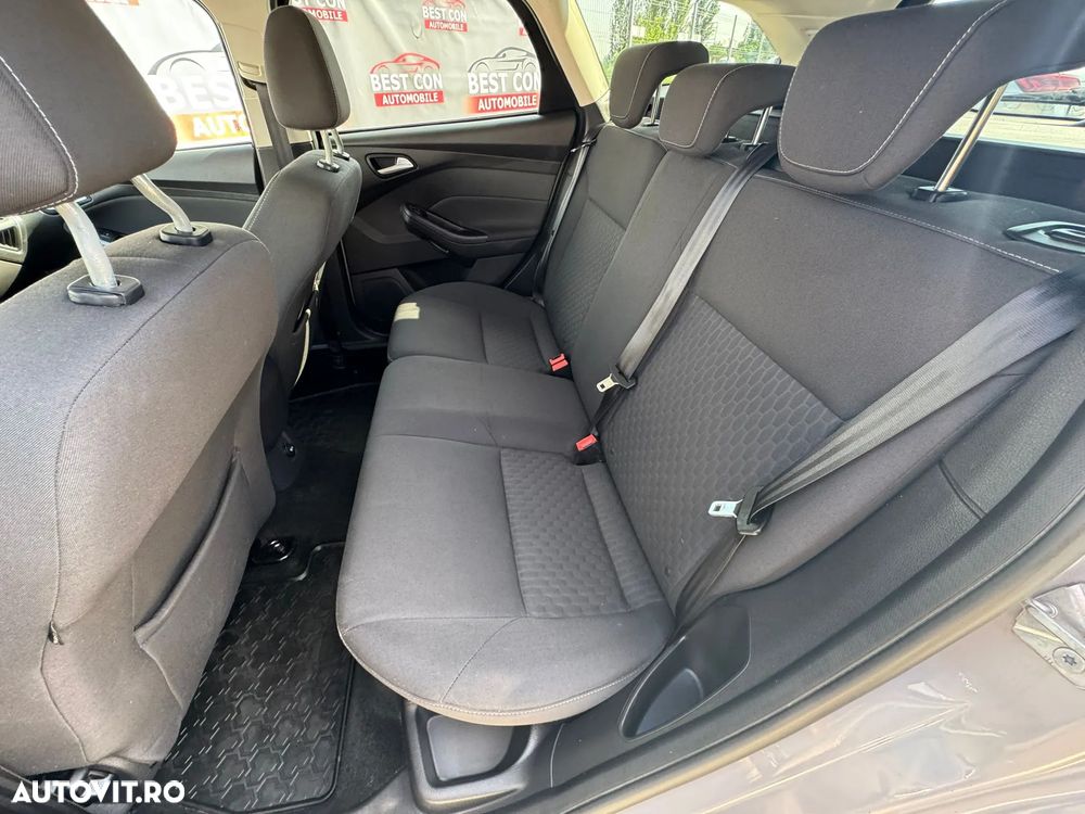 Ford Focus 1.6 TDCI DPF Start-Stopp-System Titanium - 15