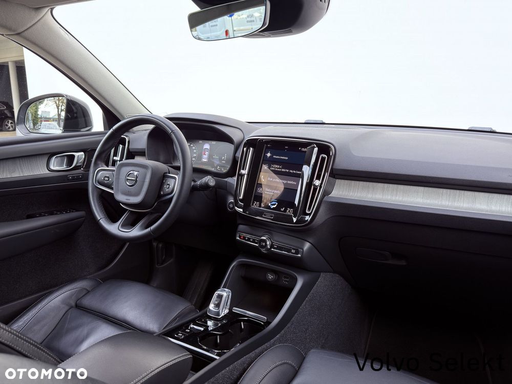 Volvo XC 40 - 18