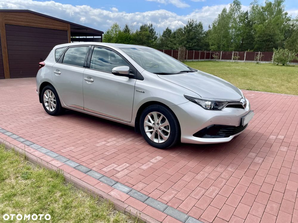 Toyota Auris Hybrid 135 Active - 3