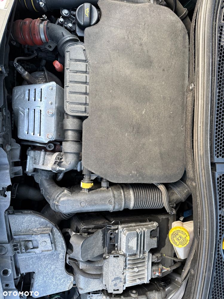 Peugeot 2008 - 16