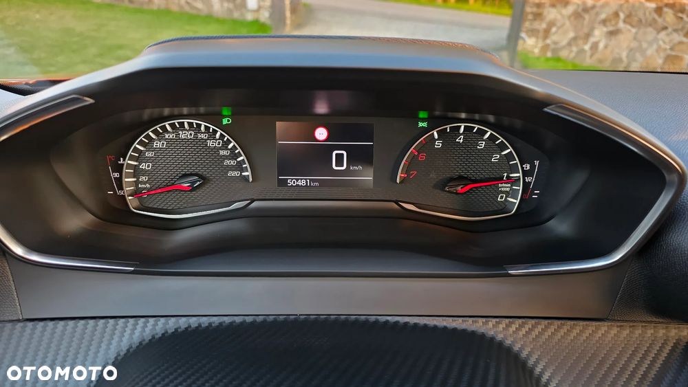 Peugeot 2008 PureTech 100 Stop&Start Allure - 10