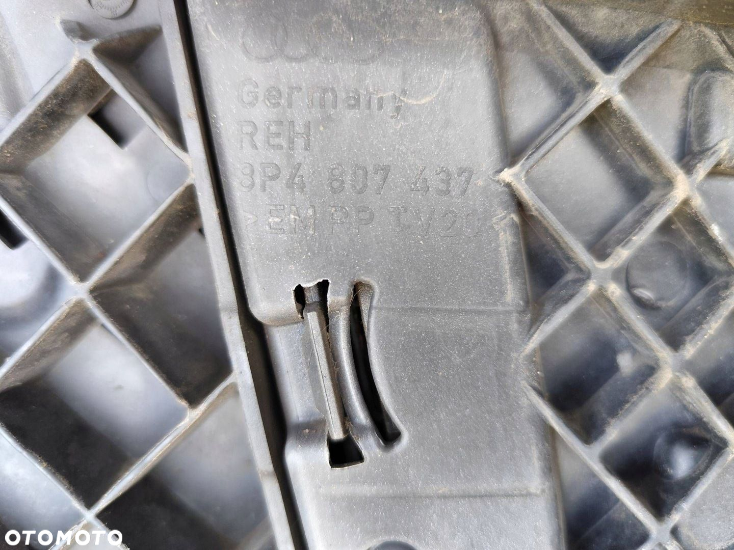 AUDI A3 8P 05-08 - ZDERZAK PRZÓD LY7H - 9