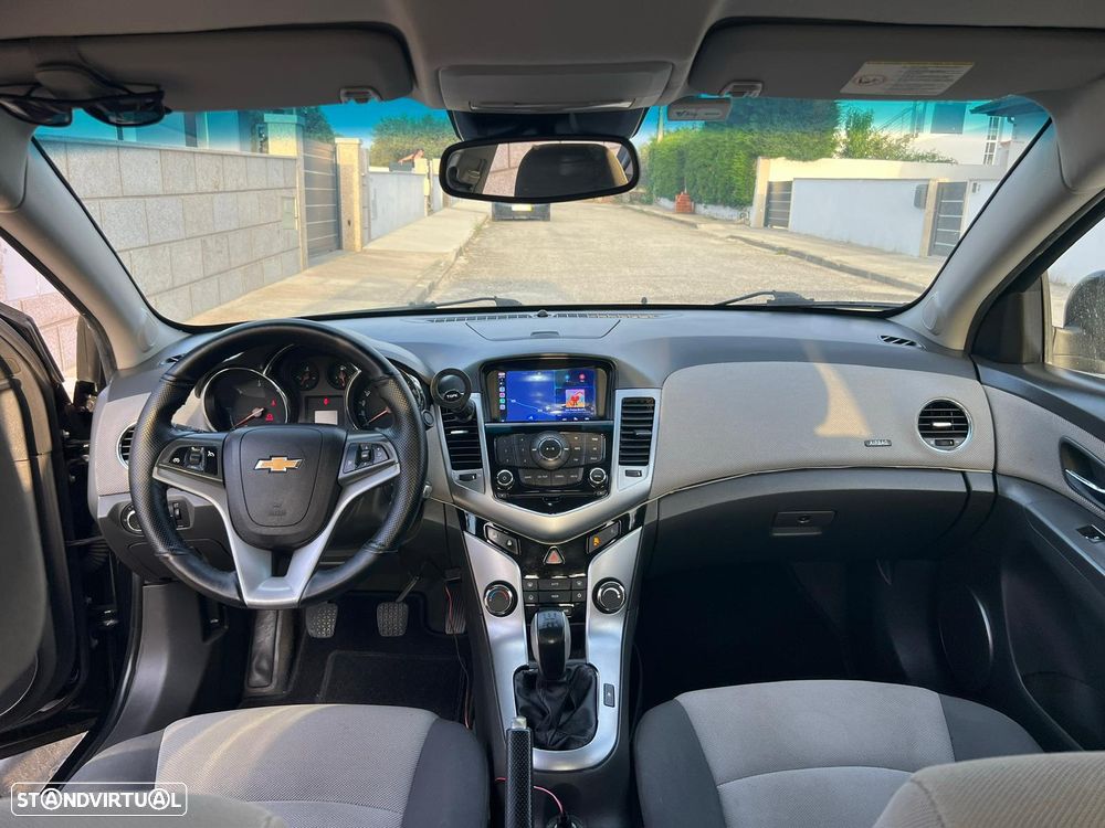 Chevrolet Cruze 2.0 LT - 20